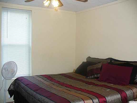 Home for Sale in Quincy, IL $52,500