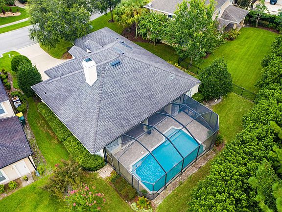 4th image of 7817 Blackstone River Dr E