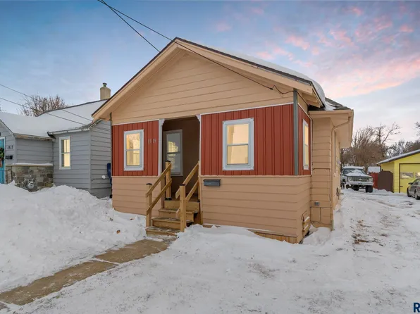 1519 W 9th St, Sioux Falls, SD 57104