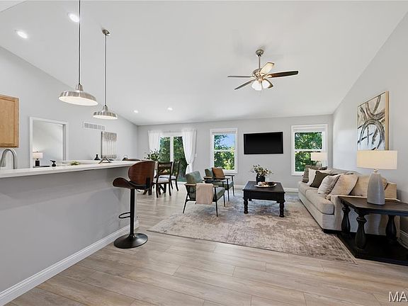 5th image of 5540 Autumn Trace Pkwy