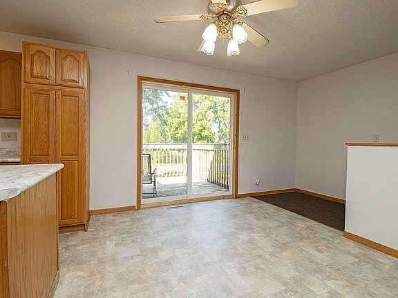 4th image of 1563 6th Ave N