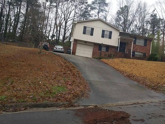 3rd image of 536 Conway Ln