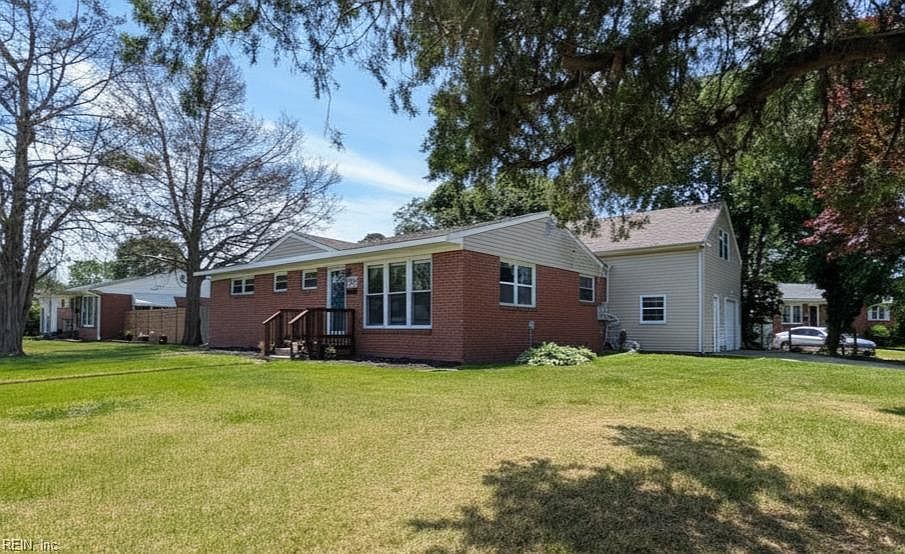 1st image of 8069 Lynnbrook Dr