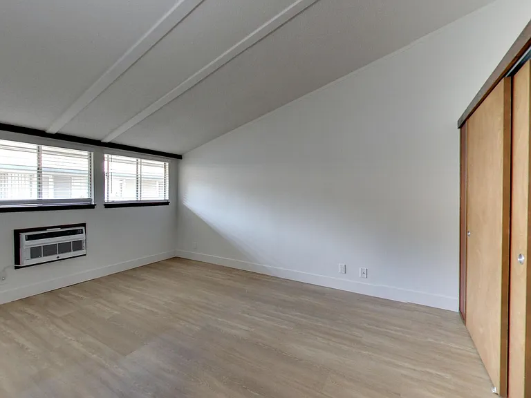 Riverwood Apartments — Photo 102