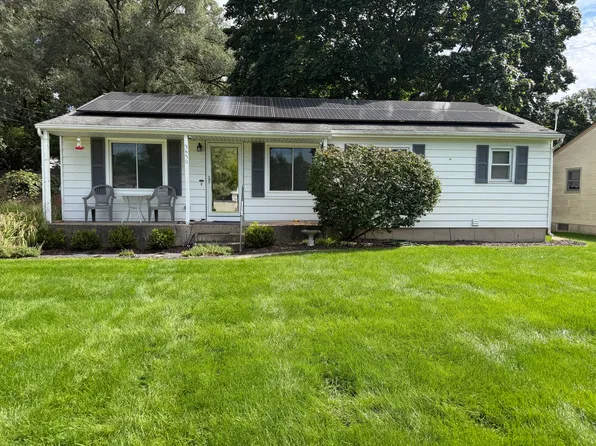 5450 Cheryl Ave SE, Kentwood, MI 49508
