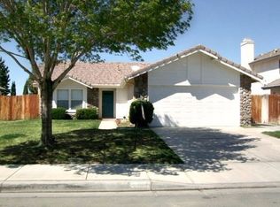 44937 Gloriosa Ln, Lancaster, CA 93535