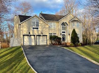 235 Davidson Ave, Ramsey, NJ 07446