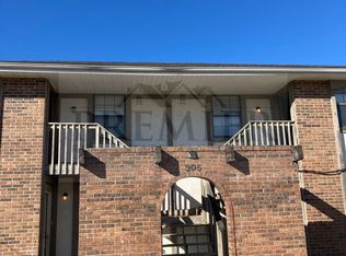 305 N 3rd St #4, Odessa, MO 64076