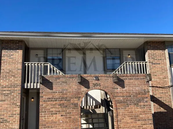 305 N 3rd St #4, Odessa, MO 64076