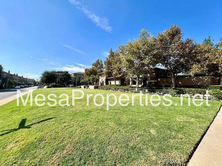 12368 Claredon Dr #6 — Photo 30