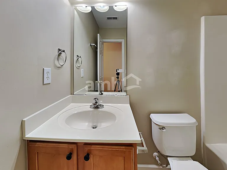 3 Semmelrock Dr — Photo 15