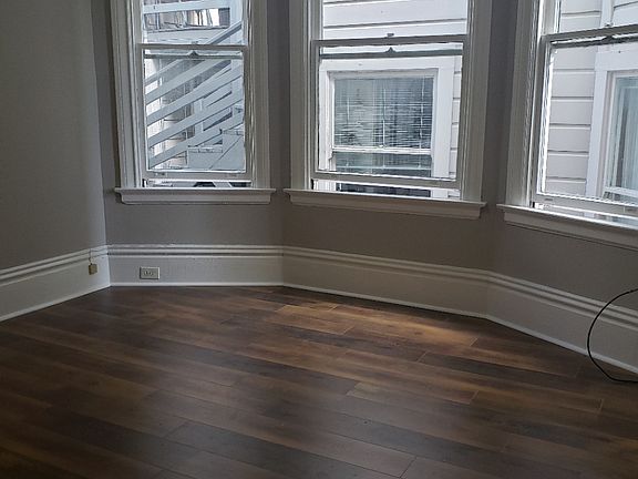 2nd image of 119 Haight St APT 12