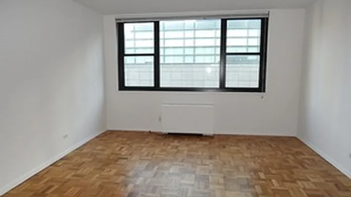 Rented by Goldfarb Properties | media 3