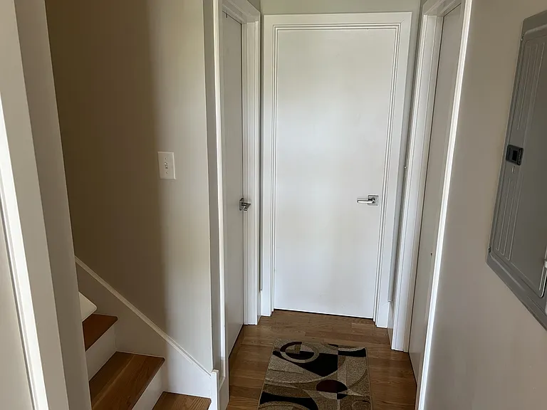 204 Spencer Ave #10 — Photo 21
