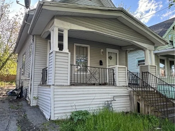272 Stevens Ave, Buffalo, NY 14215
