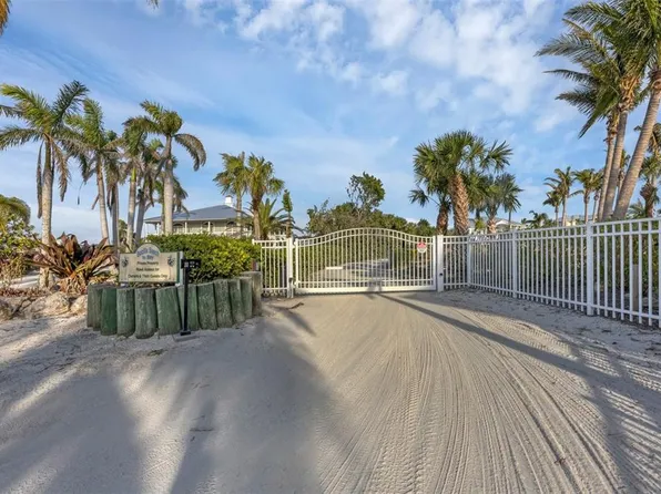 12063 Christine Pl #18, Placida, FL 33946