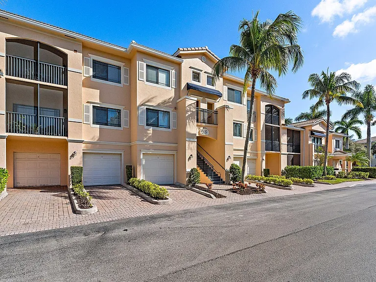 2809 Amalei Dr #203 — Photo 10