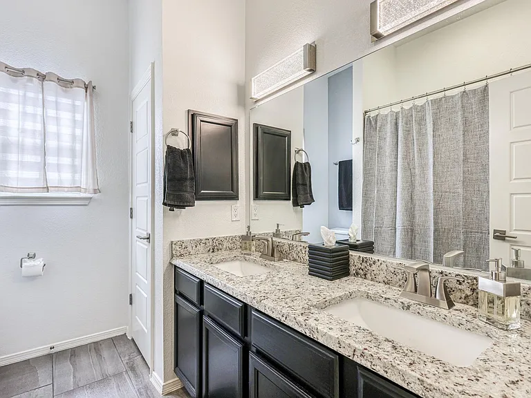 4825 Rancho Feliz Ct #C-T — Photo 27