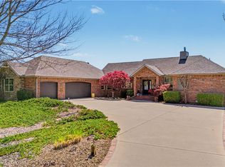 29 Eddleston Dr, Bella Vista, AR 72715