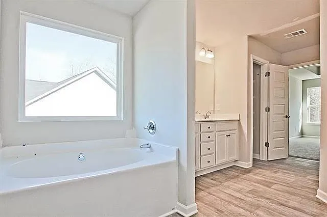 1406 Weeping Tree Dr — Photo 16