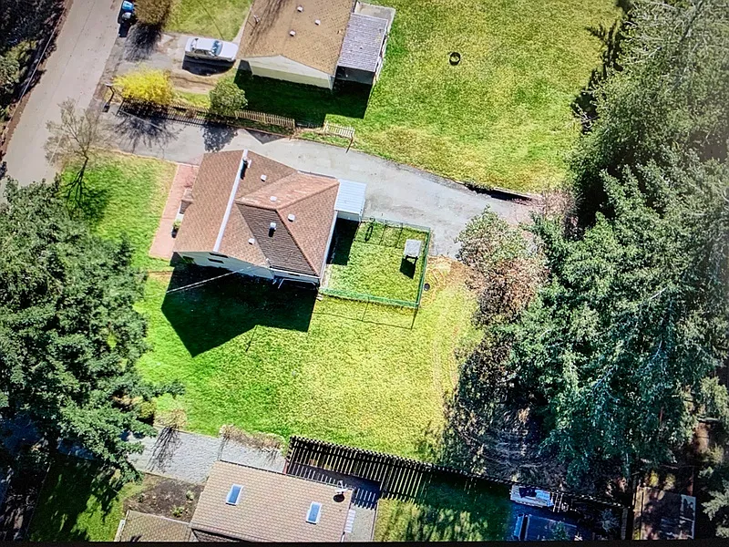 Building Photo - 19151 7th Ave NE