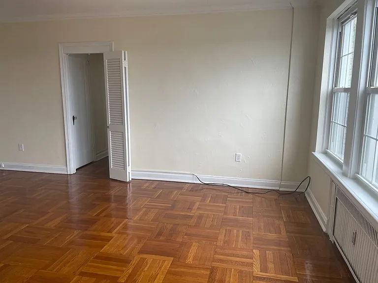 The Royal York Apartments — Photo 33