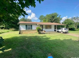 121 W Court St, Melbourne, AR 72556