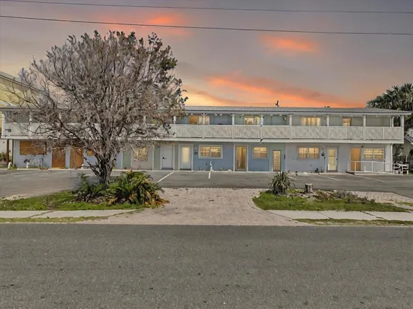 513 1st St UNIT 3, Cedar Key, FL 32625