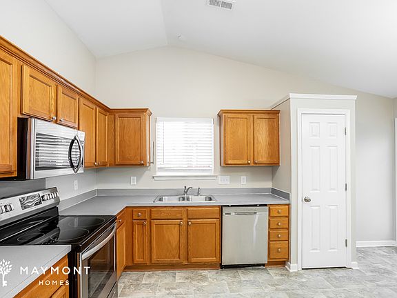 4th image of 5891 Culloden Ct