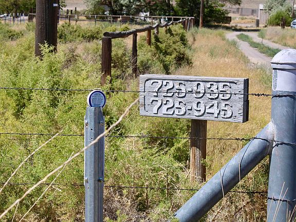 2nd image of 725 945th Highway 395 E