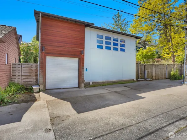 1028 E Shelby Street, Seattle, WA 98102