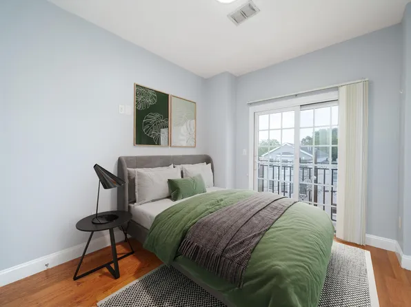 187 Zabriskie Street image 7 of 11