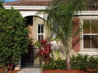 1041 NE 42nd Pl, Homestead, FL 33033
