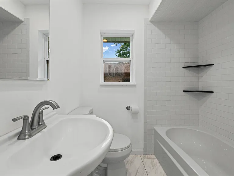 6777 Dandison Blvd — Photo 26