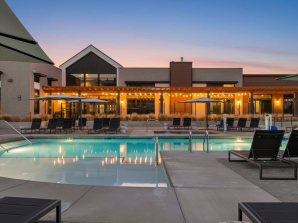 11700 S Hills Dr #2042