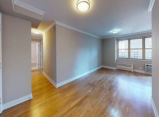 3rd image of 80 N Moore St #807N
