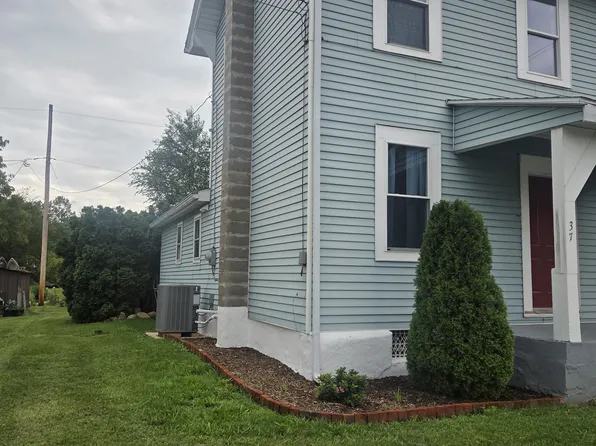 37 Seyfert Dr, Birdsboro, PA 19508