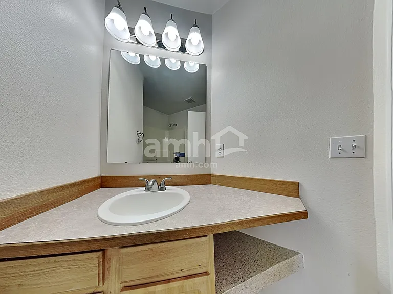 2605 187th St E — Photo 13