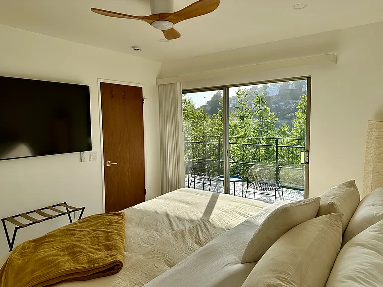 1811 Fanning St #2 — Photo 8