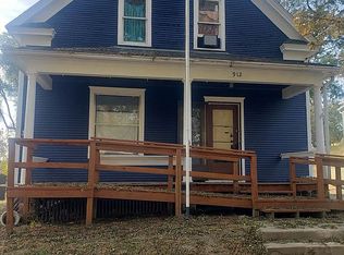 912 19th St, Sioux City, IA 51105