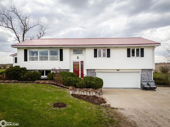 6671 18th Ave, Keystone, IA 52249