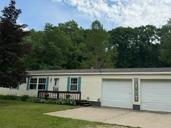 3130 134th Ave, Hopkins, MI 49328