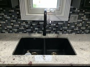 4422 Erin Dr, Floyds Knobs, IN 47119
