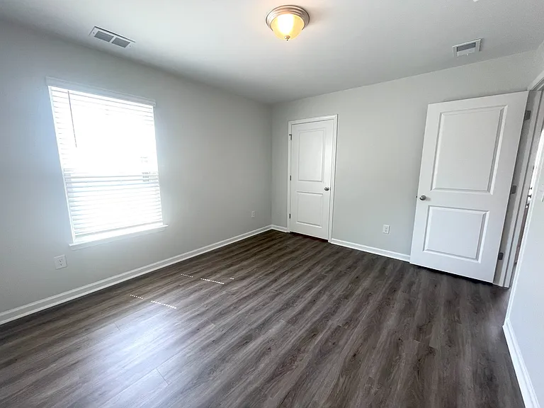 438 Pacific Commons Dr — Photo 8