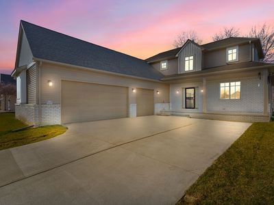 28583 Emerald Cts, Chesterfield, MI, 48047