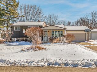 198 McKinley Ave, Clintonville, WI 54929