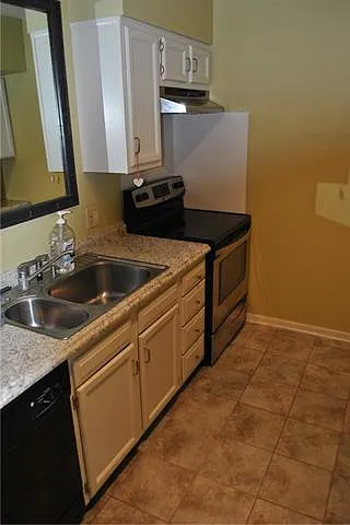 7444 Saint Charles Ave #309 — Photo 11