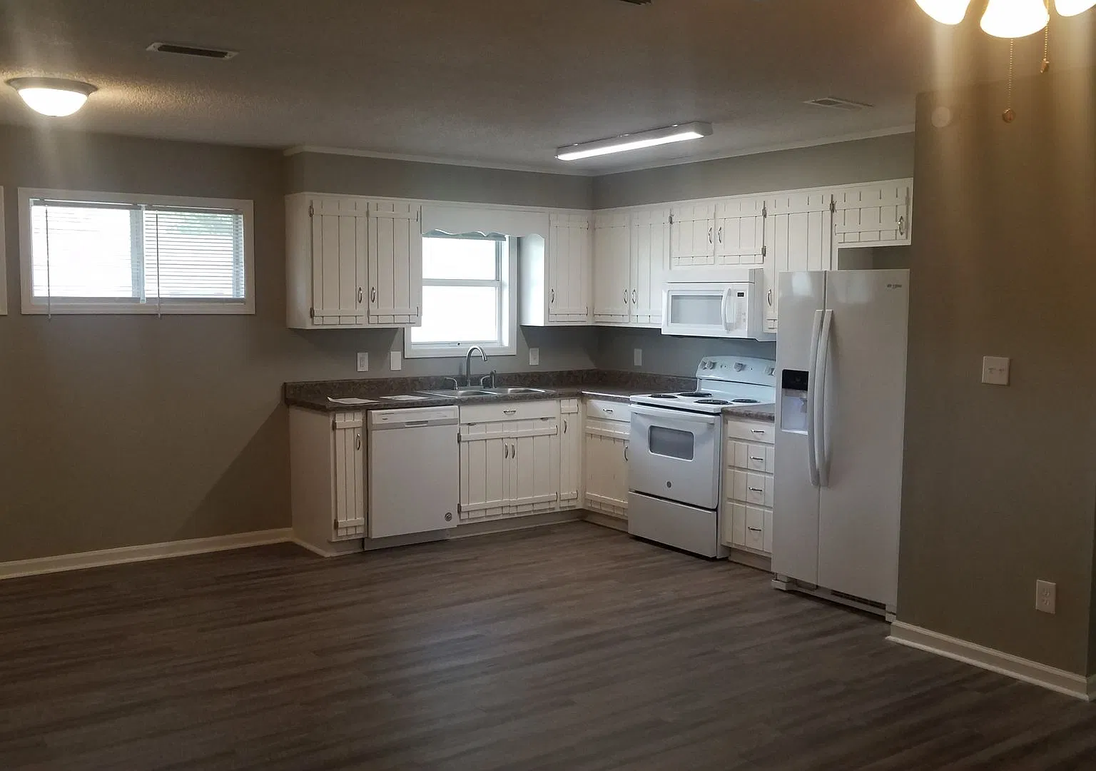 3 Bedroom 2 Bath Home in Valdosta, Ga! — Photo 3