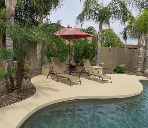 3rd image of 2710 E Coconino Dr