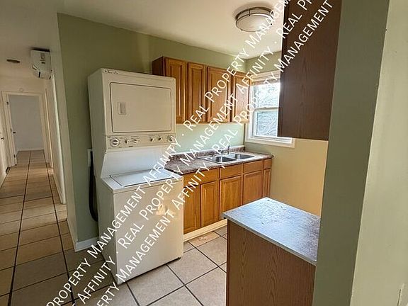 5th image of 639 Mississippi Blvd APT 3